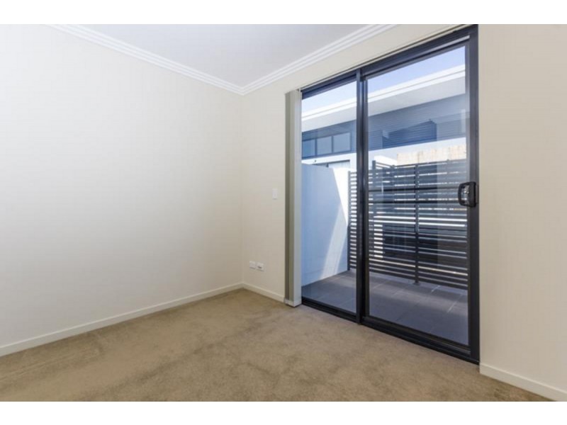 8/6-10 Kippax Street, Greystanes NSW 2145